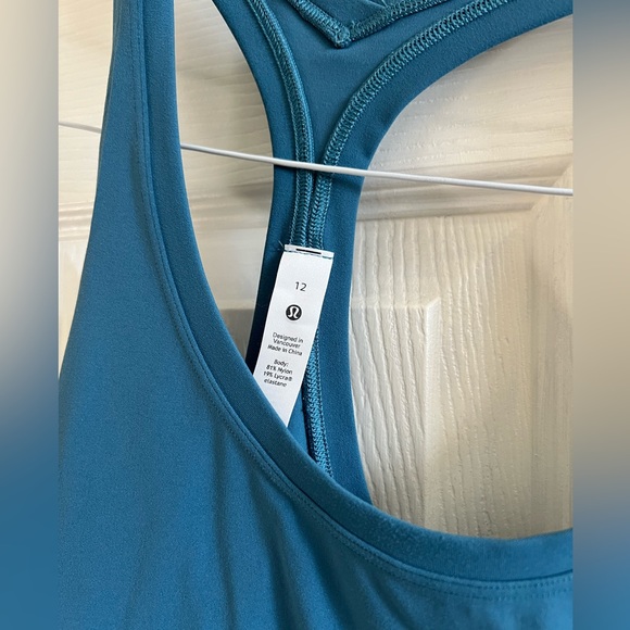 Lululemon cool raceback short tank top - Picture 3 of 4